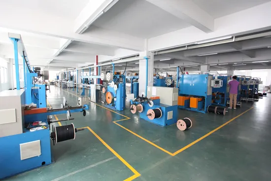 Cabo de fibra óptica coaxial monomodo e multimodo para telecomunicações externas GYTA